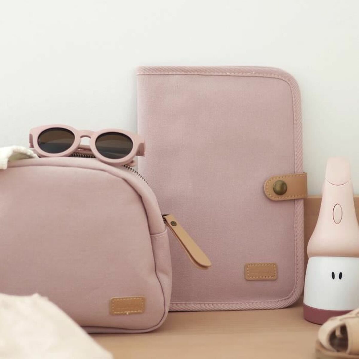 V4HBE24687F599948F835854FF8403AA867R4407610P6